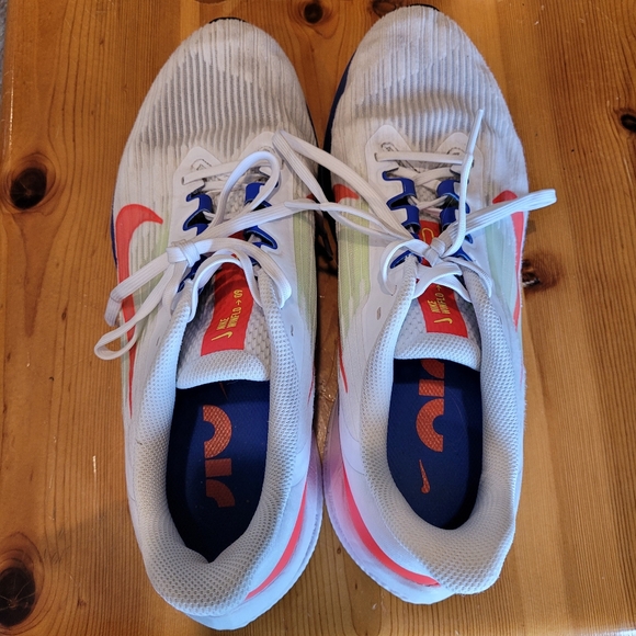 Nike Air Windflo Running Shoes - Picture 6 of 9